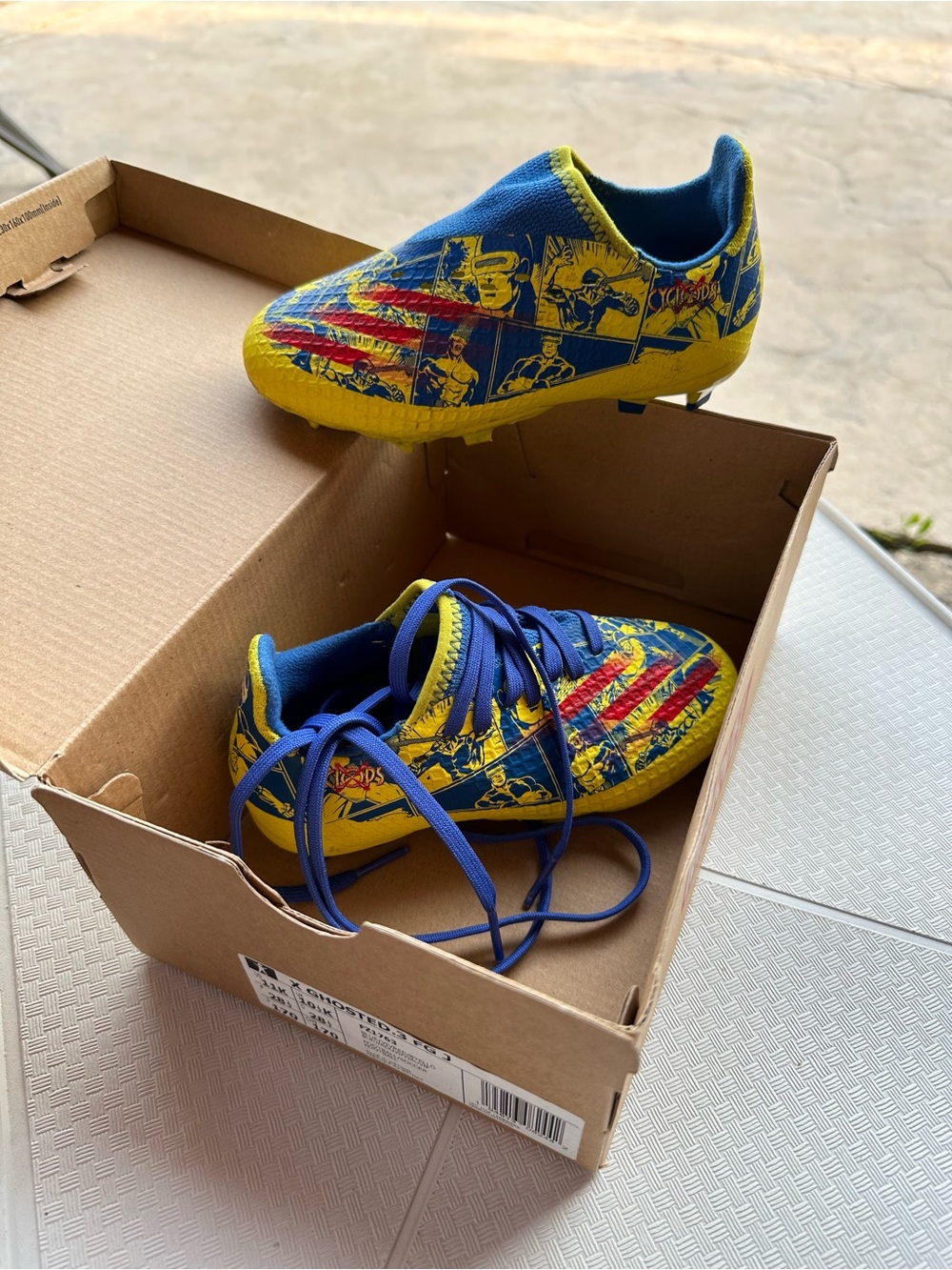 adidas Kids X Marvel laceless soccer cleats